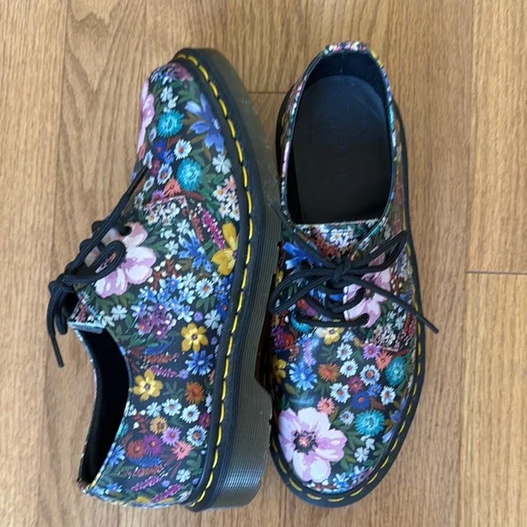 Dr Martens 1461 Wanderlust Floral Oxfords Women’s Lace Up Shoes - Picture 3 of 6